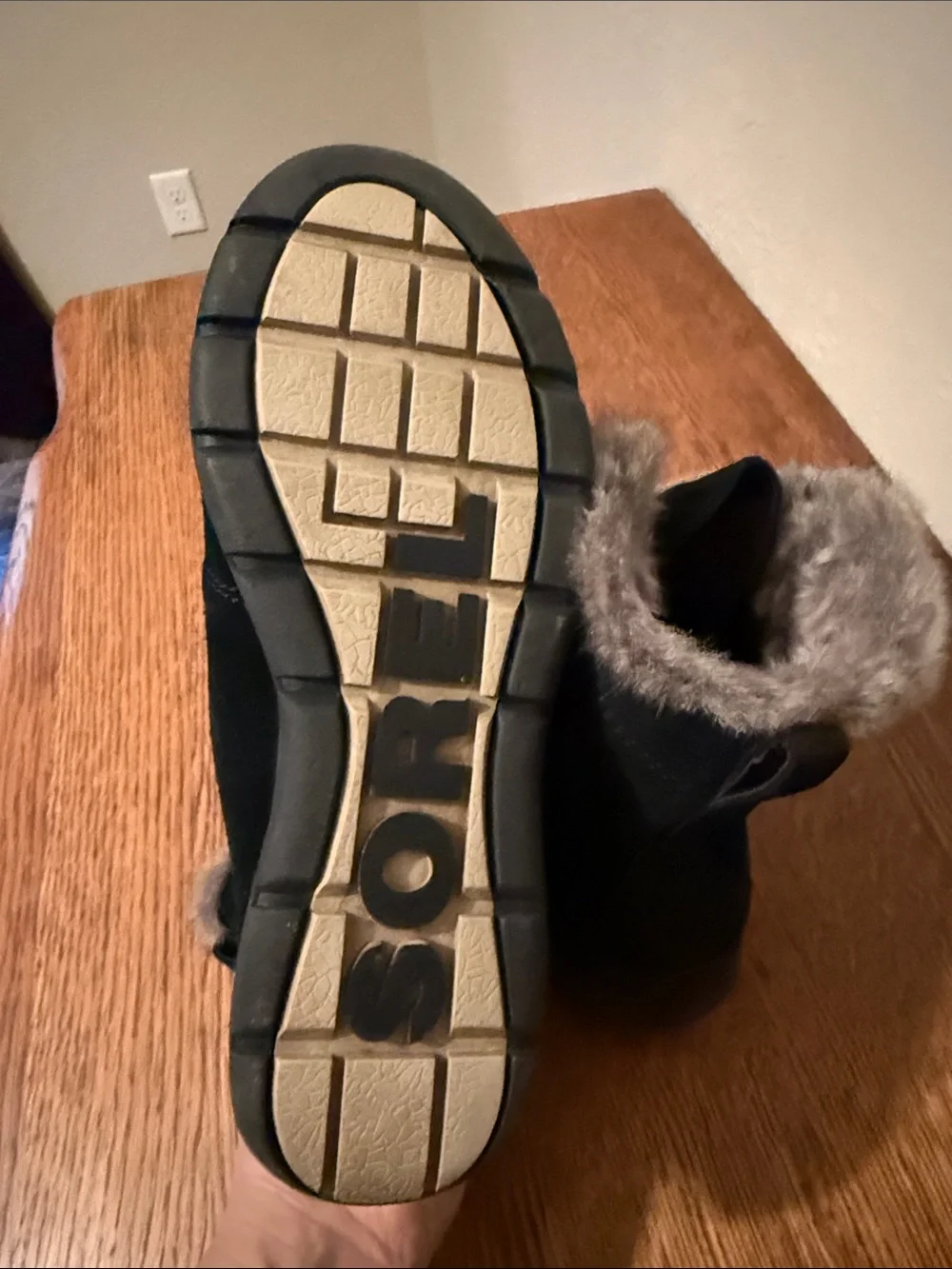 Sorel Black Faux-Fur Trim Lace-Up Winter Boots